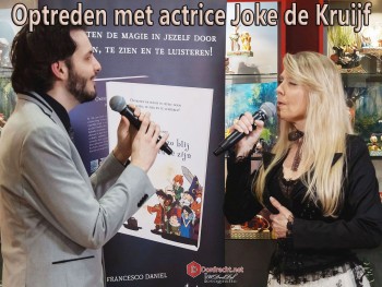 Album afbeelding 3: Presentatie boek 'Als een kind zo blij om volwassen te zijn' (Fotograaf: Wim van de Pol)