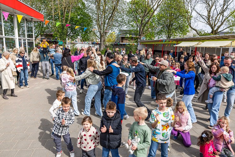 Feestelijk afscheid van gebouw De Meander