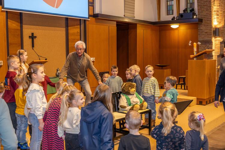 Minikerk 'In mei leggen alle vogels een ei' (2-6 jaar)