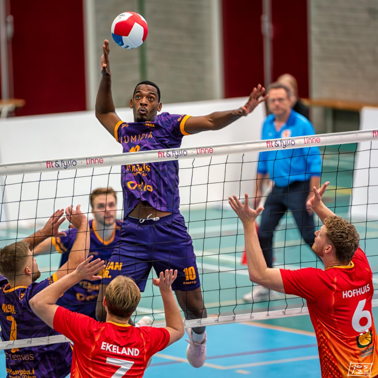 Ludrich Inocente naar Heren 1-selectie Sliedrecht Sport