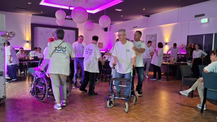 Feestelijke seizoensafsluiting van het clubwerk van Stichting ‘Het Vlot’, voor mensen met een verstandelijke beperking