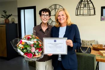 Zilveren gemeentespeld voor Karoline Prins