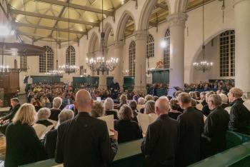 MOV zingt Engelse Koormuziek