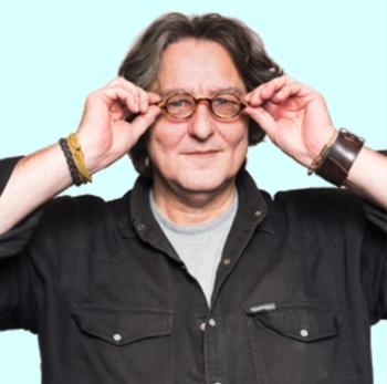 Kees Thies begint woensdag 14 okt. zijn nieuwe theatertalkshow over Dordtse Bruine Kroeg