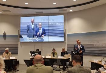 Advies informateurs: Onderzoek brede middencoalitie met VVD, CDA, PRO, D66, CU en PAB