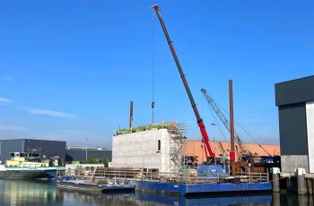 Nieuw bruggebouw bij Gebr. De Koning bijna voltooid