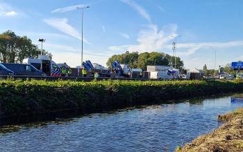 Eén dode en twee zwaargewonden bij ernstig ongeval op A16 bij Hendrik-Ido-Ambacht