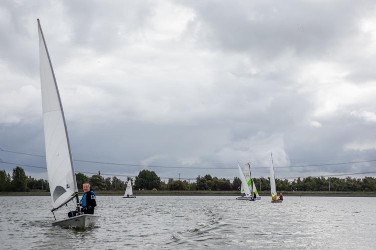 Onstuimige finale zeilwedstrijden op Grote Rug