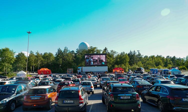 Eerste editie Drive-In Cinema Club vanwege onstuimig weer verplaatst naar februari