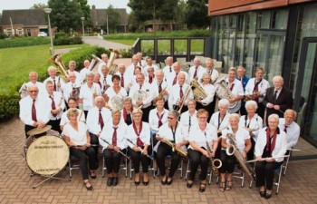 Senioren Orkest treedt op in Zorgcentrum Vreedonk