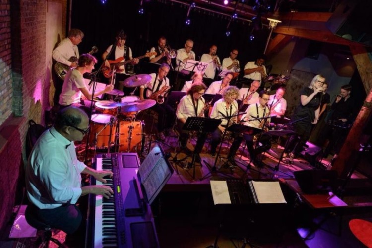 Homegrown Jazzedup Bigband Muziekpodium DJS