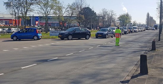 Wachttijden drie uur bij HVC brengstation aan de Baanhoekweg  Dordrecht