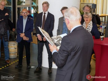 Album afbeelding 8: Gelukkig is veel te boek gesteld