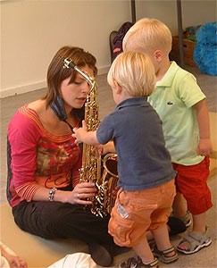 Eerste diploma's voor peuters van Muziek op schoot