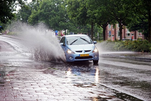 Flinke regenval in Papendrecht