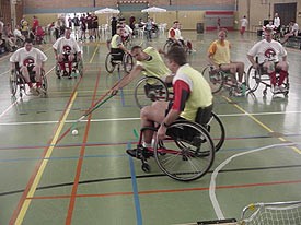 Album afbeelding 3: Valide en minder valide sporters treffen elkaar