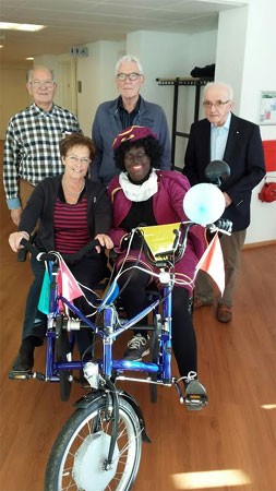 Swinhove Groep krijgt 2 duofietsen