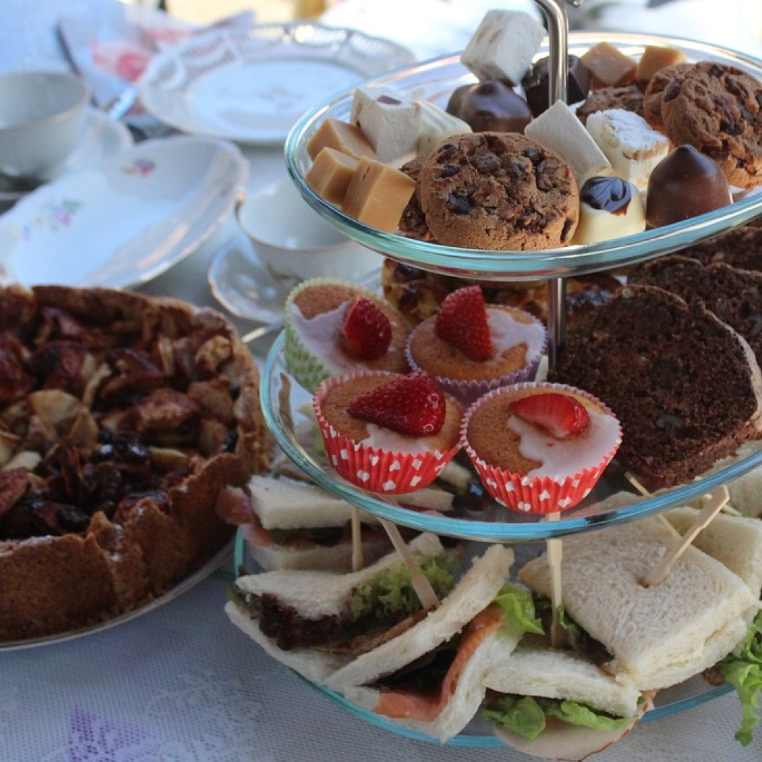 High Tea over eenzaamheid: Samen in gesprek bij De Rederij